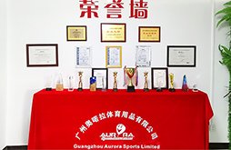 Our-Team-&-Our-Factory_滚动1_11